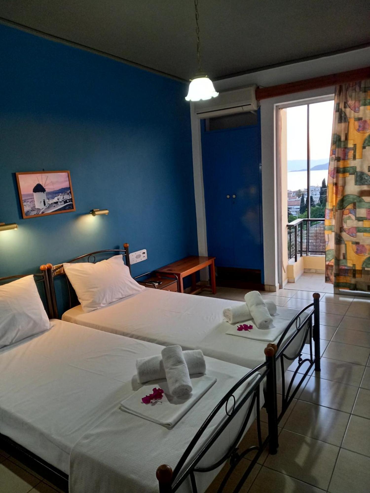Hotel Tainaro Loutra Aidhipsou Exteriör bild