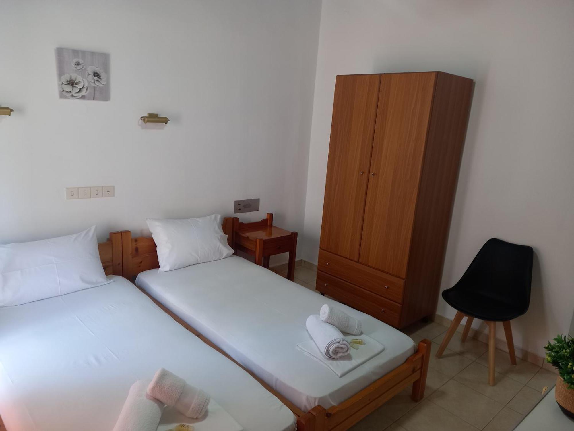 Hotel Tainaro Loutra Aidhipsou Exteriör bild
