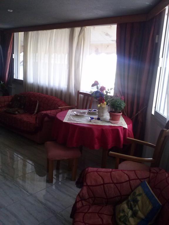 Hotel Tainaro Loutra Aidhipsou Exteriör bild
